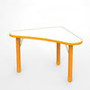 Urved Triangular Activity Kids Table-Plastic